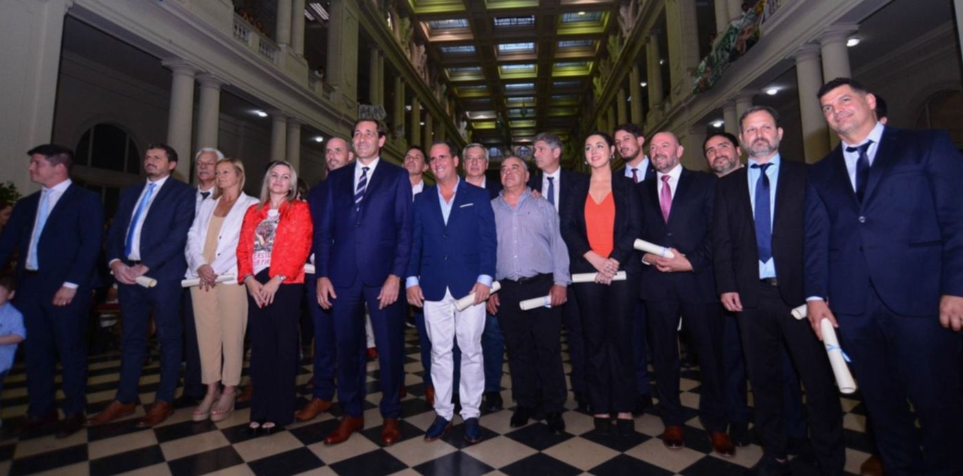 1576195828633.jpg?oh=998&x=14&rotate=0&ow=1500&scaleX=1&scaleY=1&y=229&width=1469&height=735&&cw=1920&ch=950