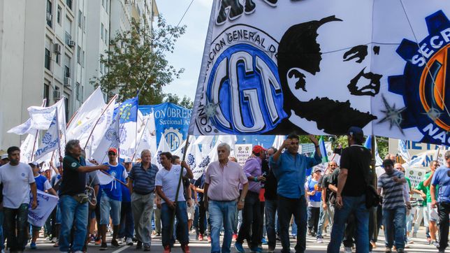 la cgt se reune para analizar un plan de lucha contra el dnu de milei