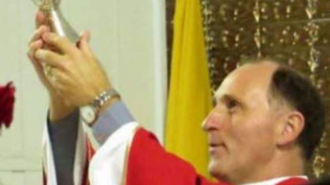 asesinaron a un cura parroco de tres disparos e investigan que sucedio