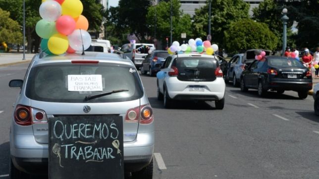 los salones de fiesta de la plata piden ayuda para no extinguirse