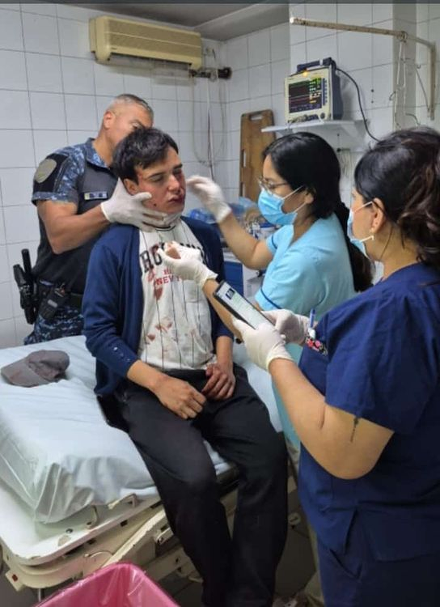 El adolescente, estudiante de la UNLP, fue atendido en un sanatorio de la zona.