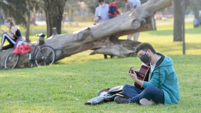 martes con sol, cielo despejado y maxima en aumento en la plata