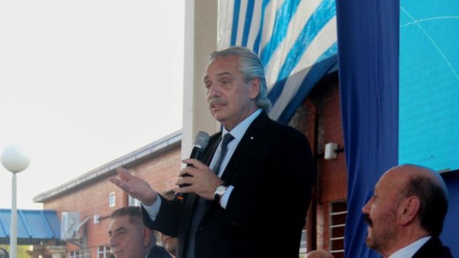 mensaje navideno de alberto fernandez: vamos en el camino correcto para levantar vuelo