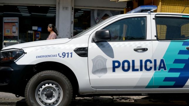 tres menores forzaron el porton de un edificio de la plata y robaron bicicletas