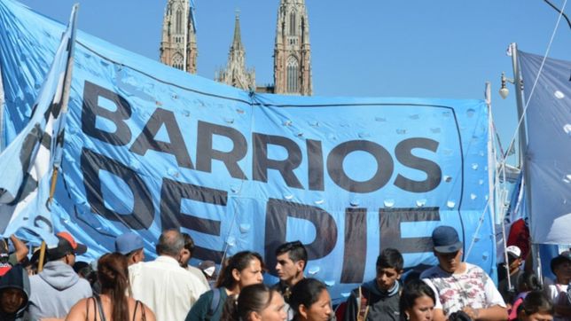 las organizaciones sociales y cooperativistas ya protestan en el centro platense