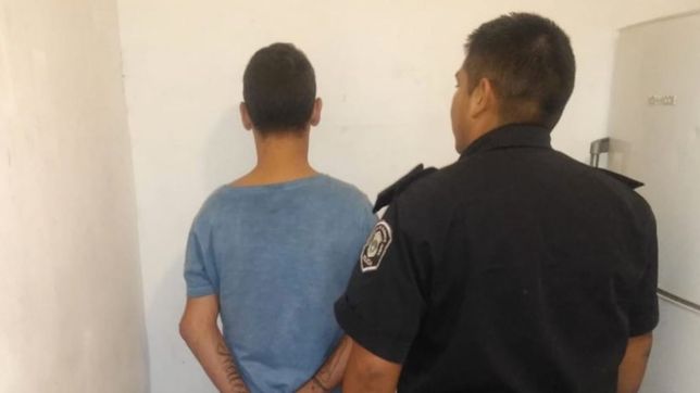 golpeo salvajemente a su pareja en ensenada y termino detenido