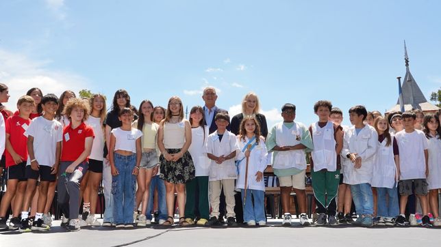 la republica de los ninos renovo su gobierno infantil en una jornada colmada de actividades