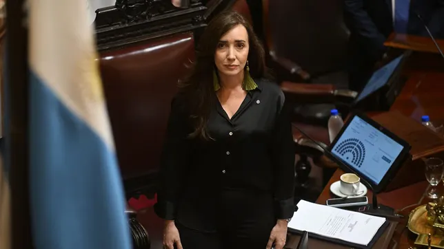 victoria villarruel cargo contra manuel adorni y califico de vergüenza sus explicaciones patrimoniales