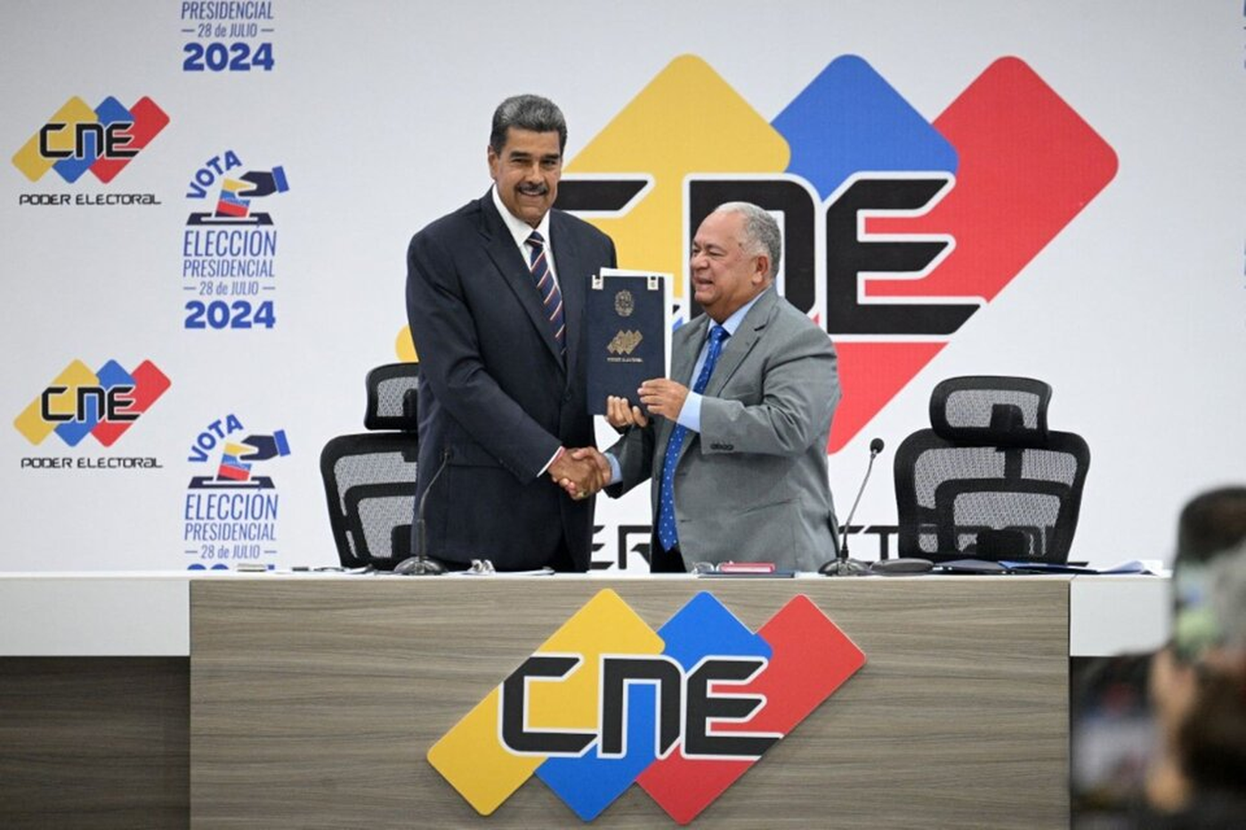La CNE publicó que Nicolás Maduro obtuvo la mayoría de los voto y fue relecto como presidente de Venezuela.