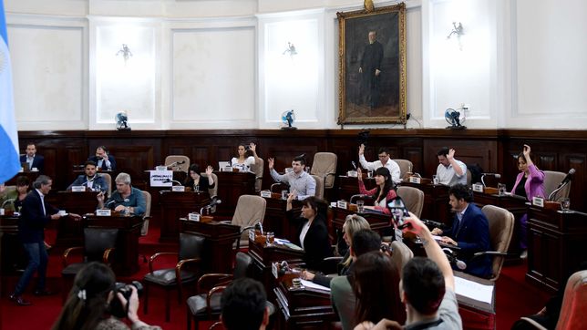 el concejo trata el acuerdo que alak y kicillof firmaron por la deuda de $11 mil millones