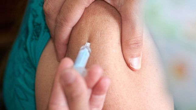 cuatro de cada diez mayores de 18 anos ya recibieron la primera dosis en argentina