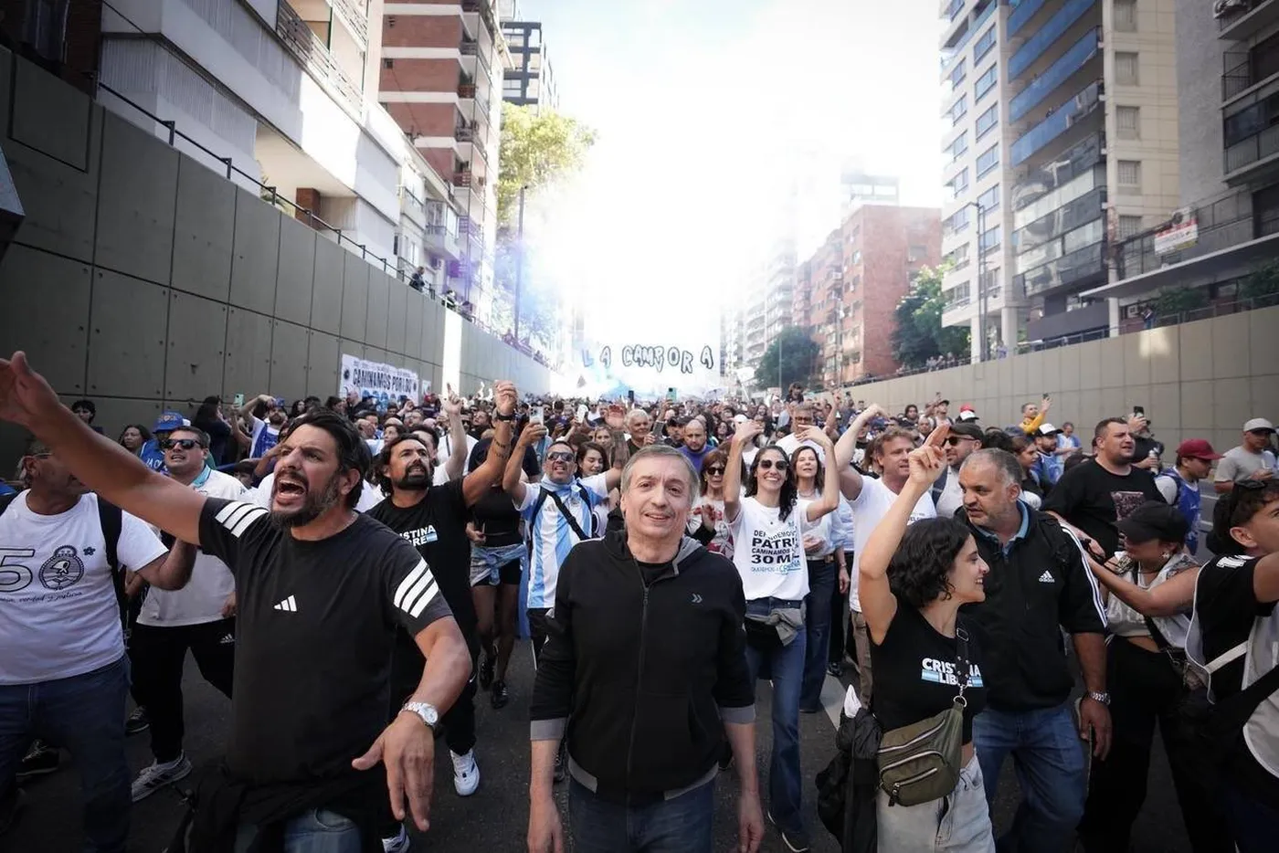 Máximo Kirchner encabezó las columnas de La Cámpora que marcharon en un nuevo Día de la Memoria por la Verdad y la Justicia