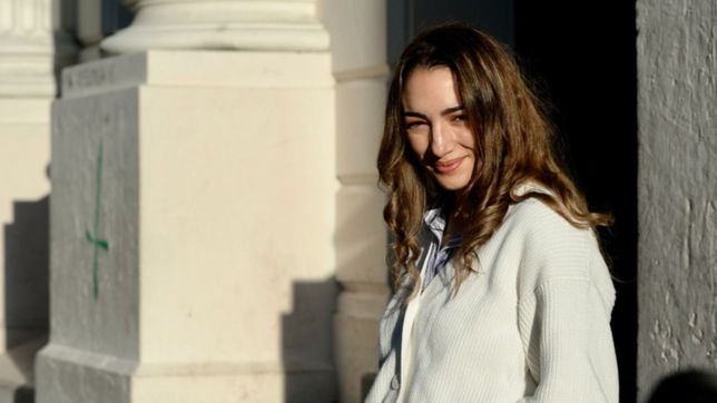 thelma fardin visito la plata y hablo de noviazgos violentos en el normal 1