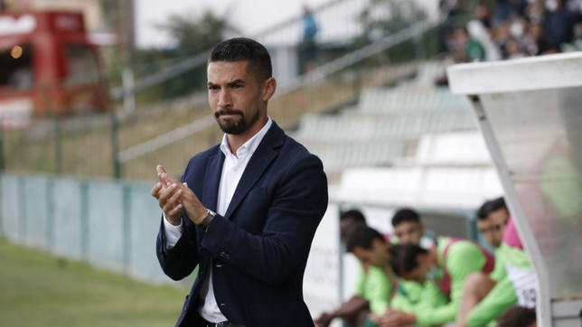 la inesperada decision del dt de carabobo en la previa de jugar ante estudiantes