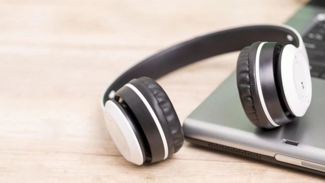 auriculares, una consola y dinero: asalto un local de electronica y escapo corriendo