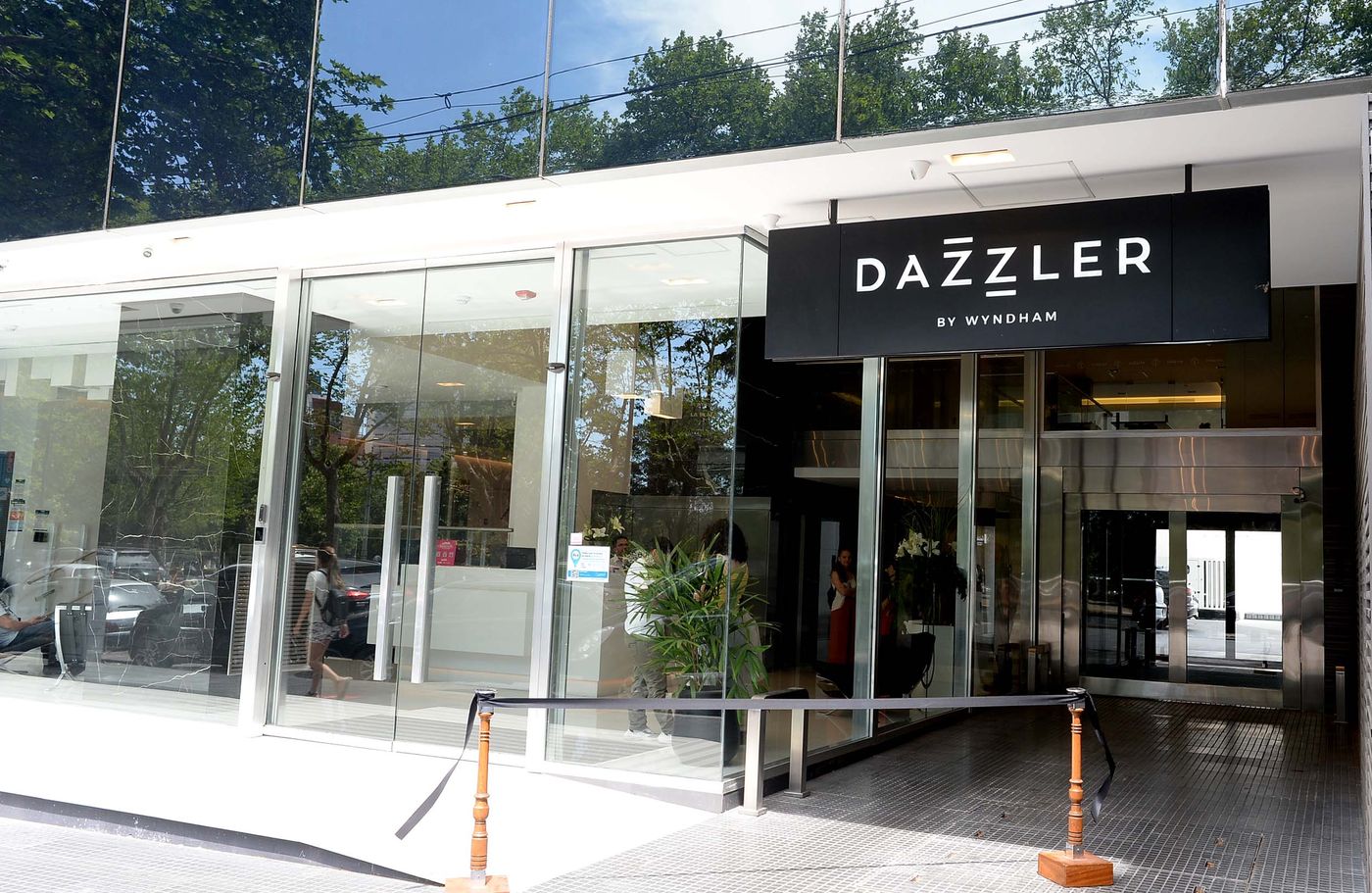 Hotel Dazzler (19).JPG