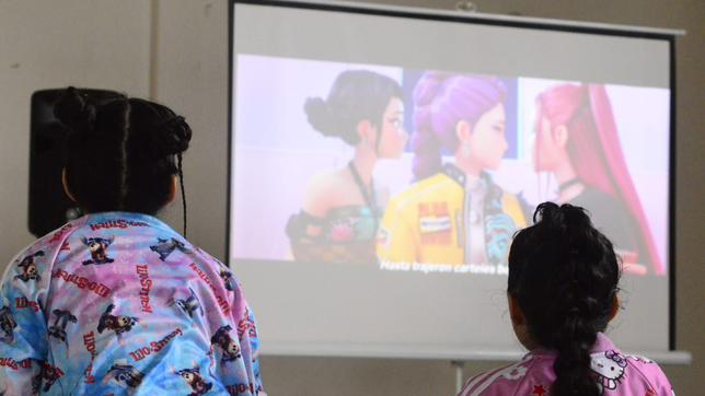 la innovadora propuesta de cine en la plata que ofrece un espacio distendido para chicos con tea