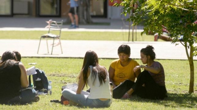arrancan las clases particulares para ingresantes de la unlp: ¿donde y en que horarios son?