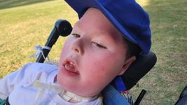 un chico de la plata necesita una medicacion para una enfermedad neuromuscular y busca ayuda un chico de la plata necesita una medicacion para una enfermedad neuromuscular y busca ayuda