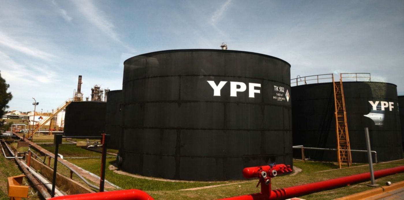 1541537067344.jpg?x=6&rotate=0&scaleY=1&oh=959&y=215&width=1488&height=744&scaleX=1&ow=1500&&cw=1920&ch=950