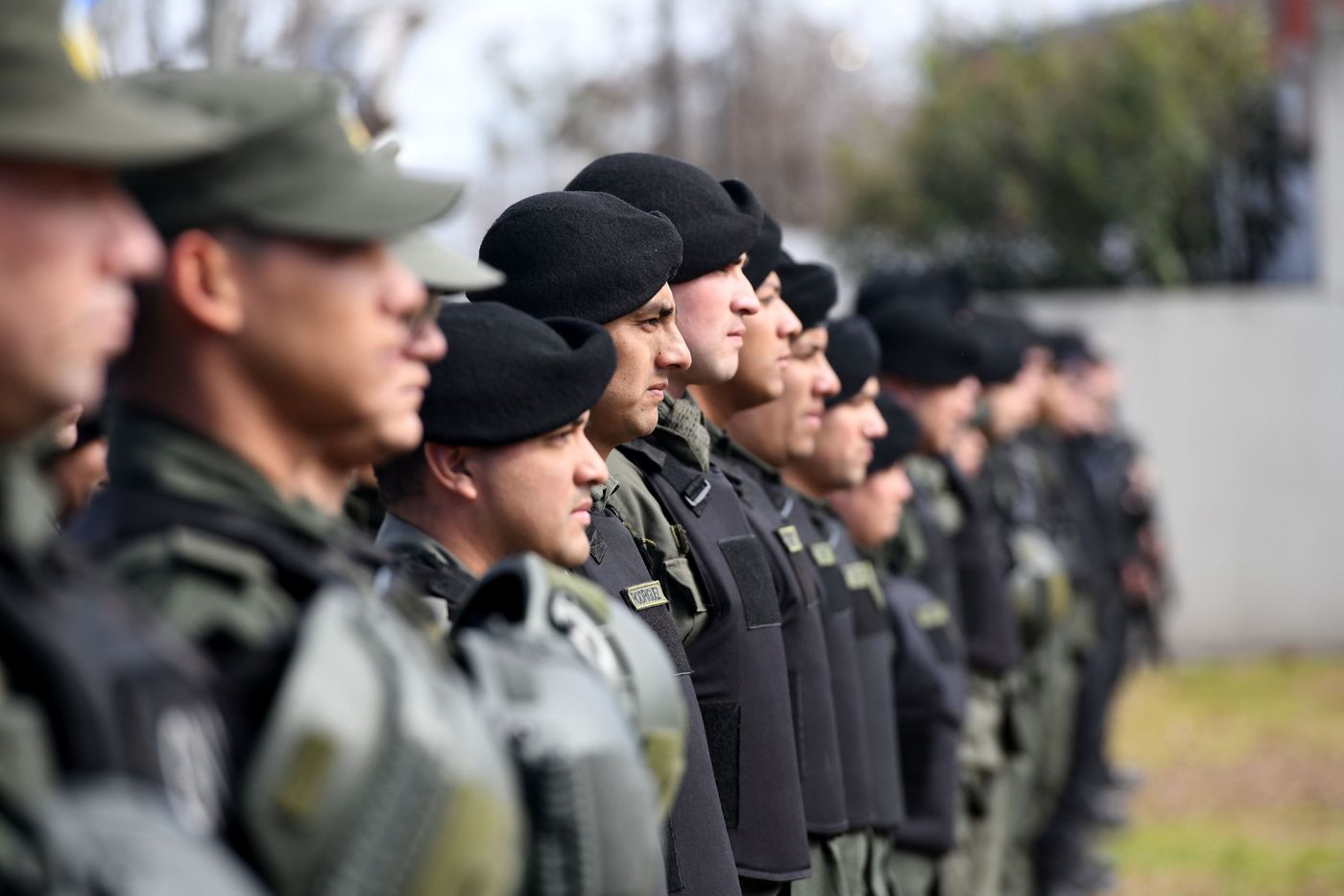 El Comando Unificado Conurbano estará integrado por efectivos de Gendarmería, Prefectura, Policía Federal y la Policía de Seguridad Aeroportuaria y llevará adelante operaciones en todo el Área Metropolitana de Buenos Aires.