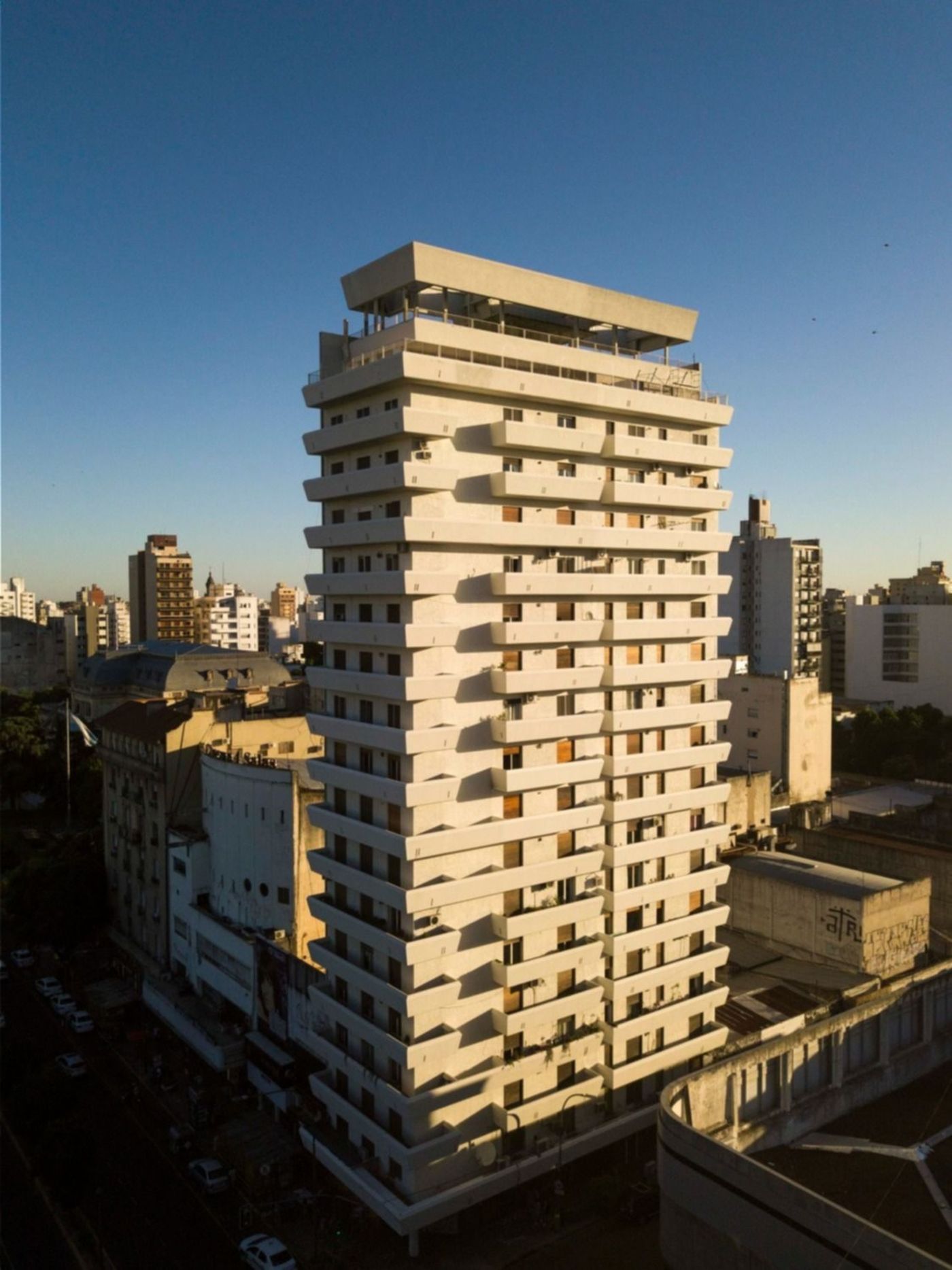edificio 7 y 50