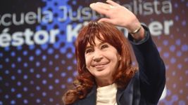 cristina reaparecio en clave electoral: querer vivir bien no es de derecha cristina reaparecio en clave electoral: querer vivir bien no es de derecha