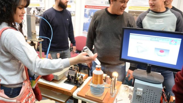 con stands y charlas, llega una nueva edicion de la expo universidad al pasaje dardo rocha