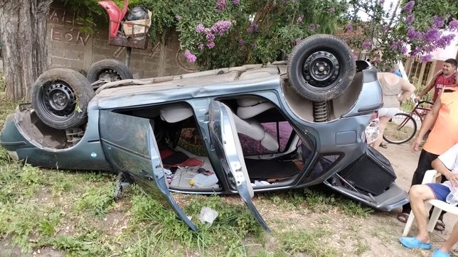 grave accidente en la plata: tuvo hipoglucemia mientras manejaba y volco con su auto