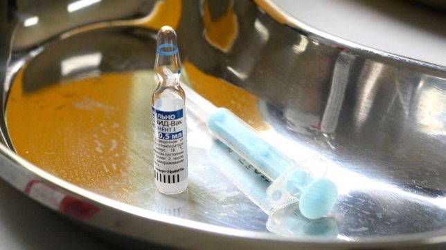 lo que hay que saber sobre la combinacion de vacunas sputnik v, astrazeneca y sinopharm