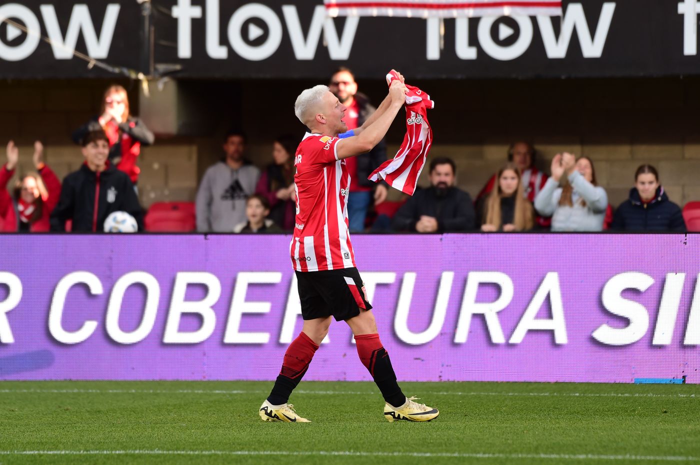 Estudiantes Gimnasia Clásico platense Santiago Ascacíbar (1).JPG