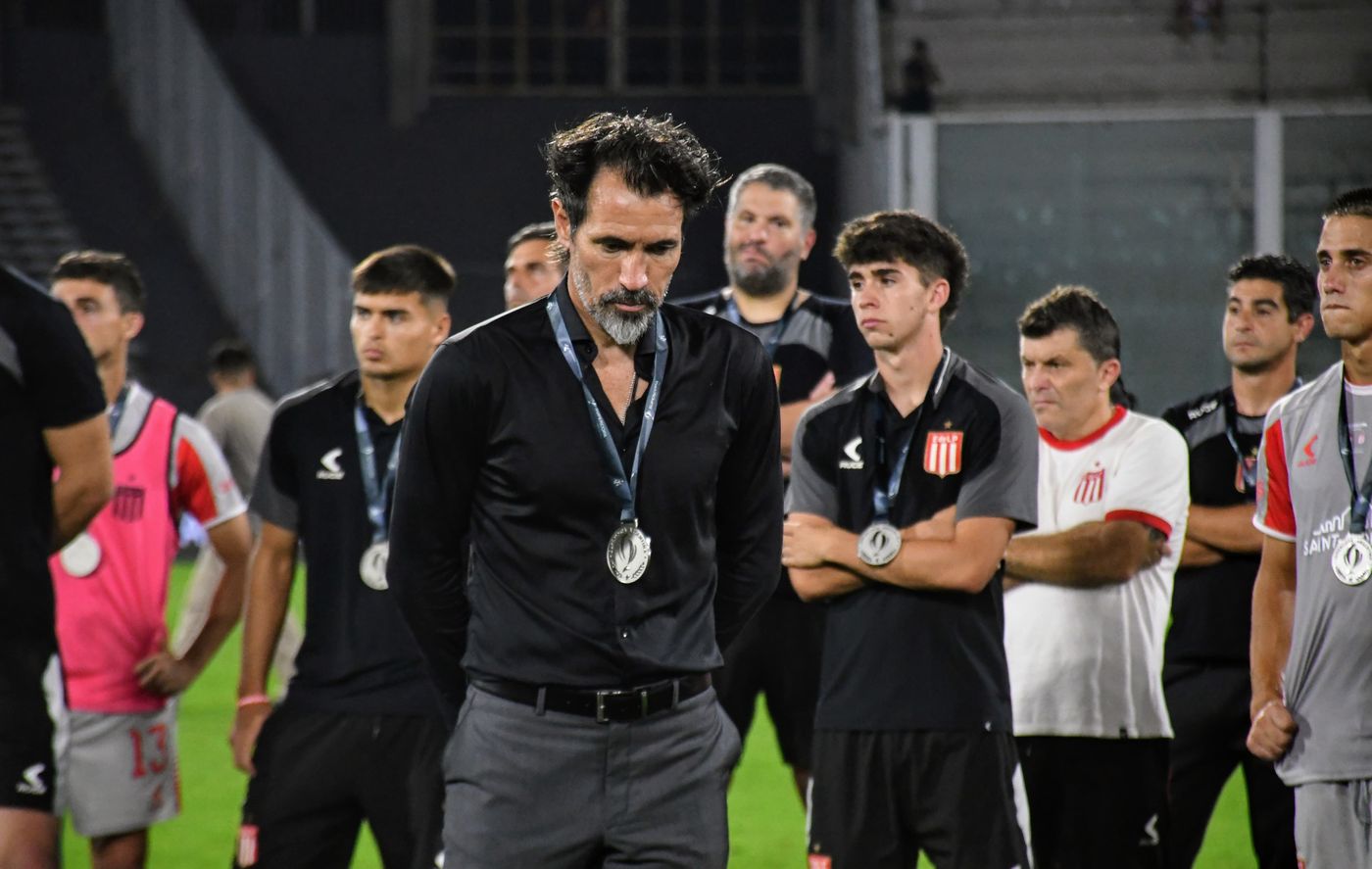 Estudiantes River Dominguez.jpg