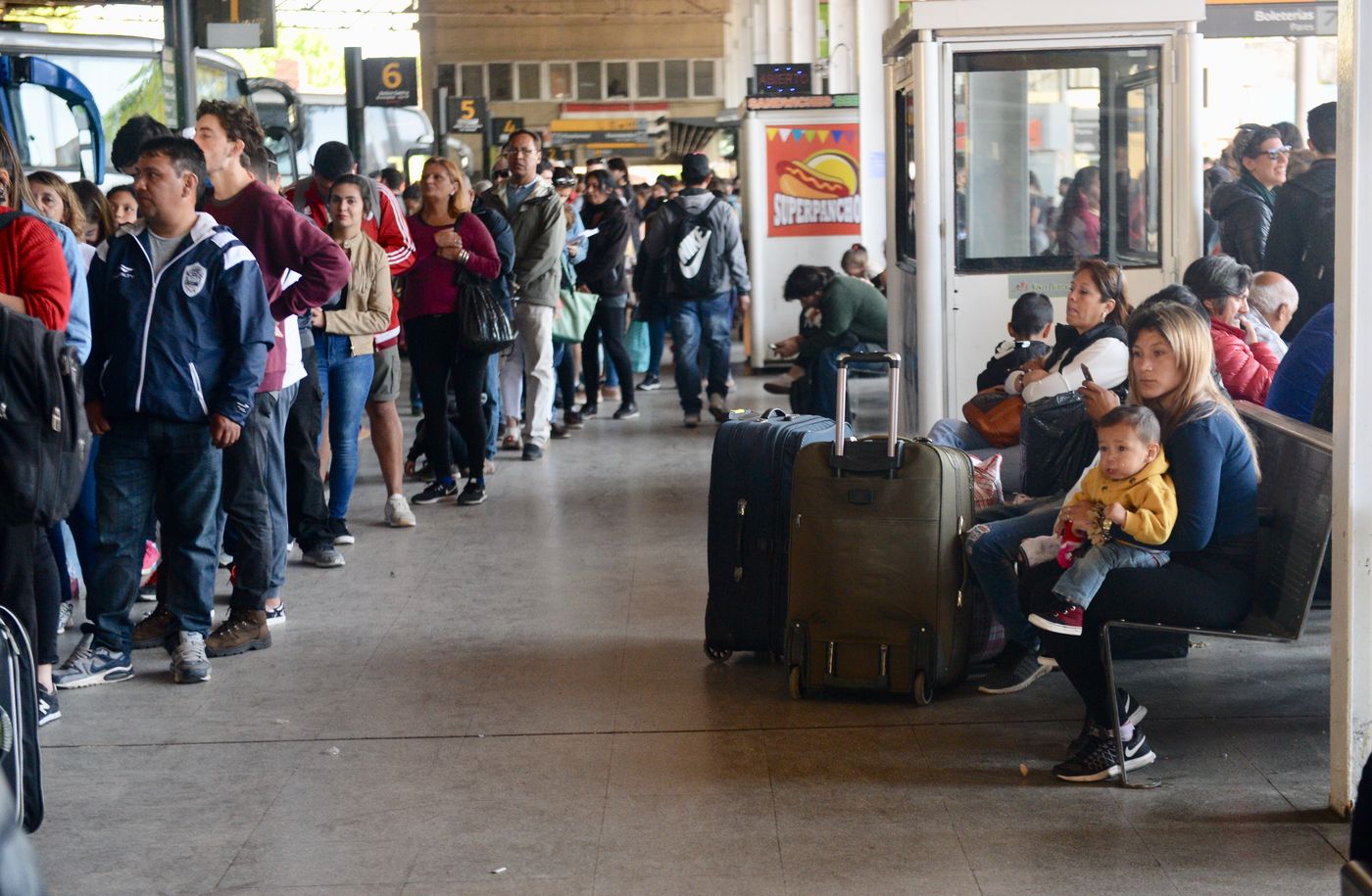 Terminal de La Plata.jpg