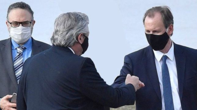 el gobernador de entre rios tiene coronavirus: el viernes estuvo con alberto fernandez