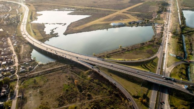 ¿se vienen los carriles exclusivos para motos en la autopista la plata-buenos aires?