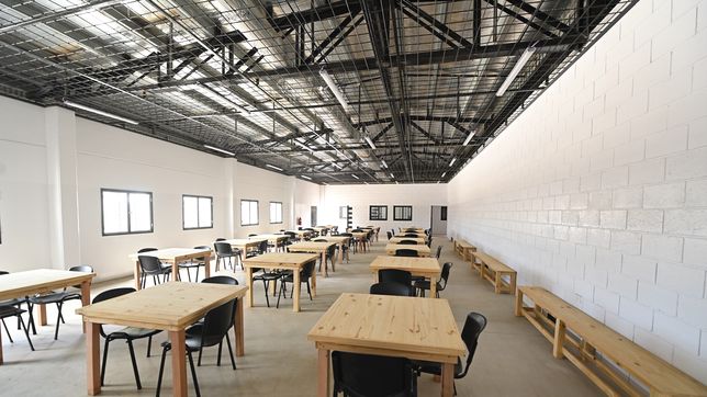 mas celdas, puestos de vigilancia y talleres de oficios: todos los cambios de la carcel modelo de romero