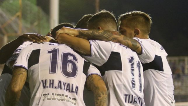 gimnasia quiere despedirse festejando en el bosque ante un irregular colon de santa fe: horario, tv y formaciones