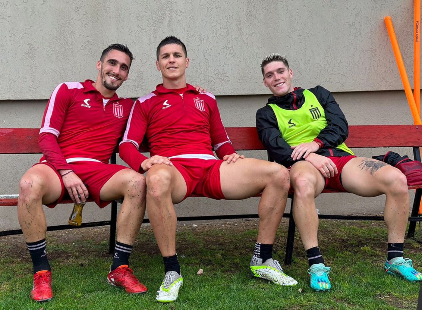 Estudiantes Méndez Carrillo Rollheiser.jpg