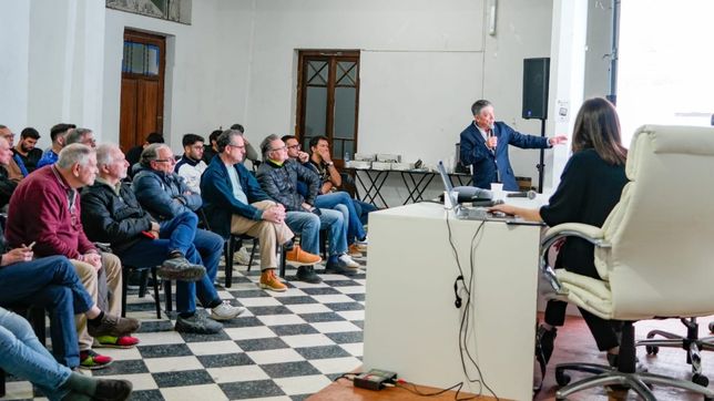 gimnasia cierra el ciclo de encuentros entre socios y los estudios ganadores