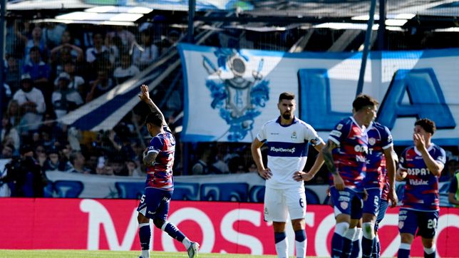 gimnasia no aprovecho la localia y cayo por 3-1 ante union en el bosque