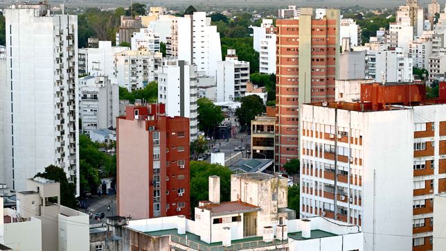 ¿cuanto cuesta alquilar en la plata y que porcentaje del salario demanda segun cada trabajo?