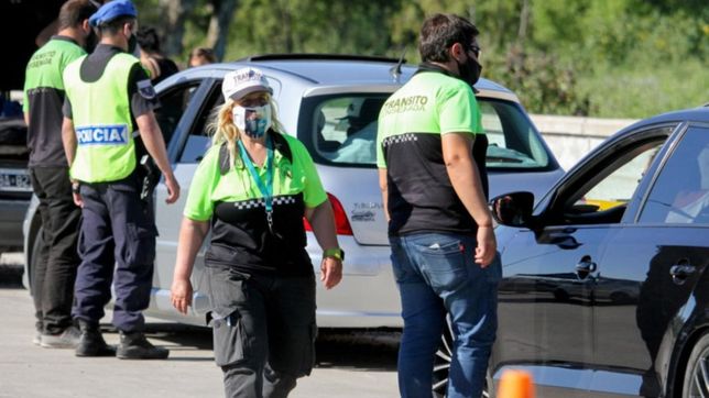 los trabajadores municipales de ensenada acordaron una suba salarial del 30%