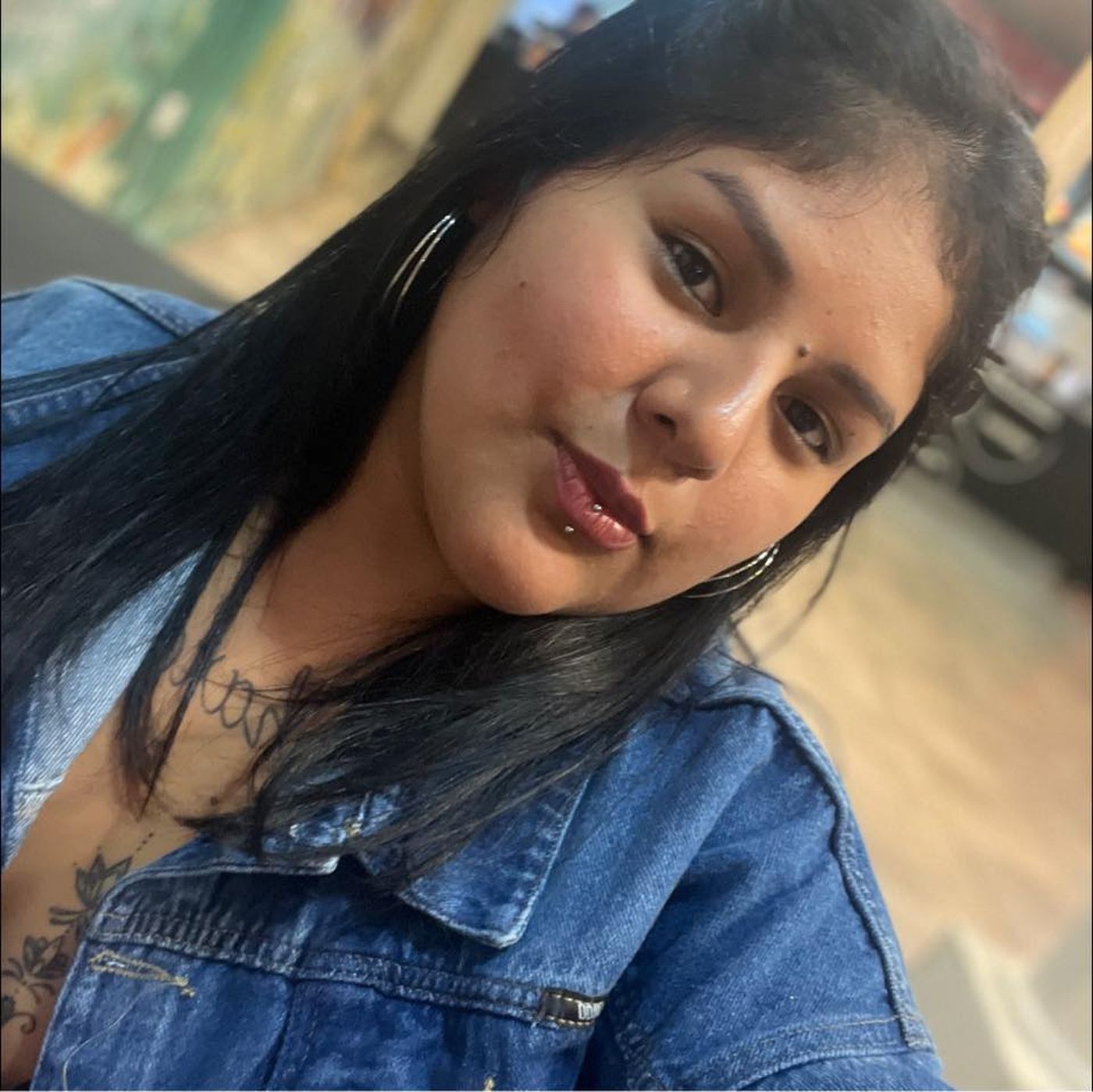 Video: los custodios de Antonella Rocha noquearon a uno de los jóvenes  estafados en Ensenada