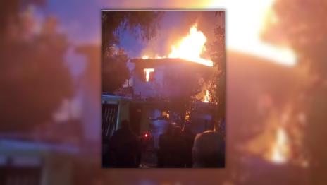 Se prendió fuego una casa en La Plata y una mujer sufrió una crisis nerviosa