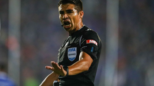 la particularidad del arbitro para el partido entre estudiantes y cusco por la copa libertadores