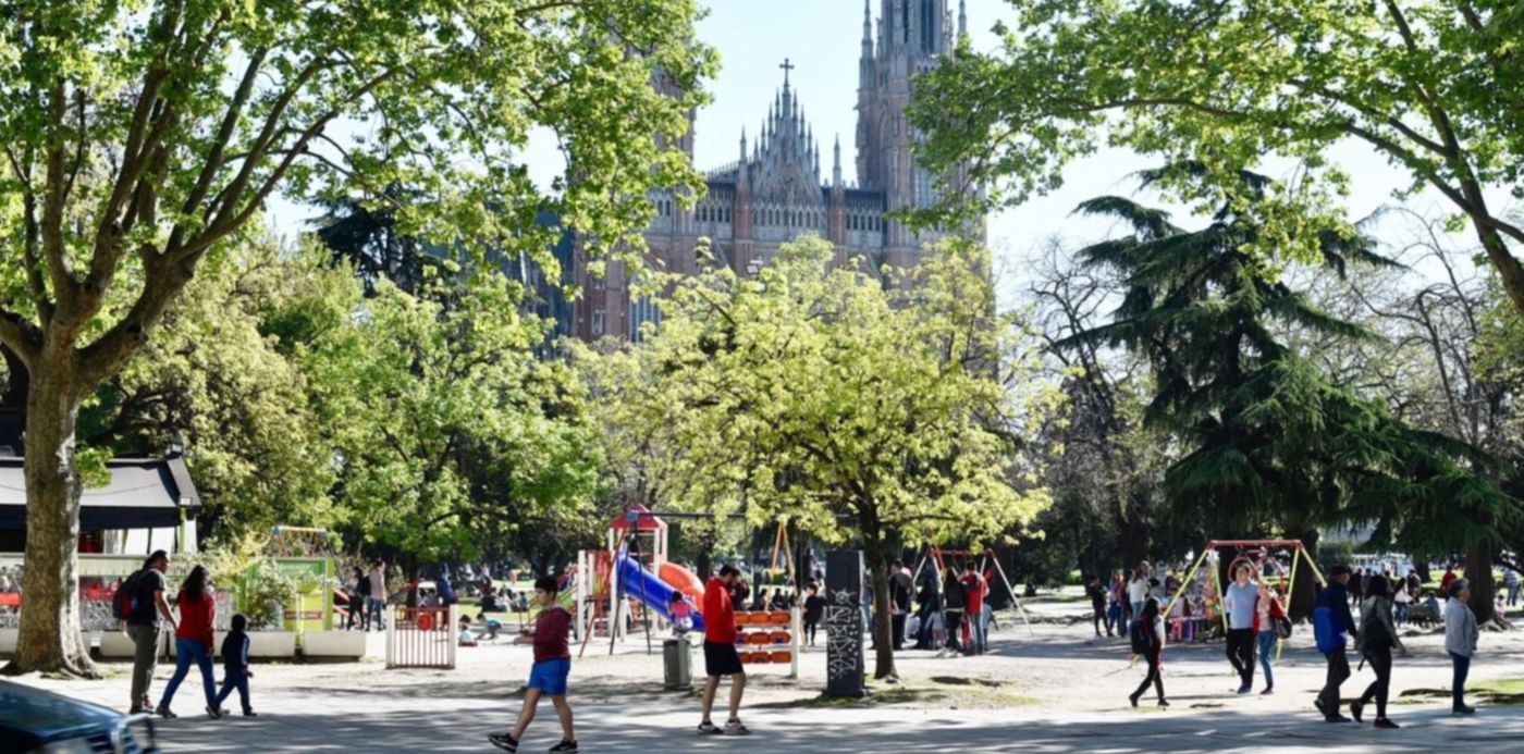 1540601169521.jpeg?x=4&width=1485&scaleX=1&ow=1500&y=294&height=742&rotate=0&scaleY=1&oh=1042&&cw=1920&ch=950