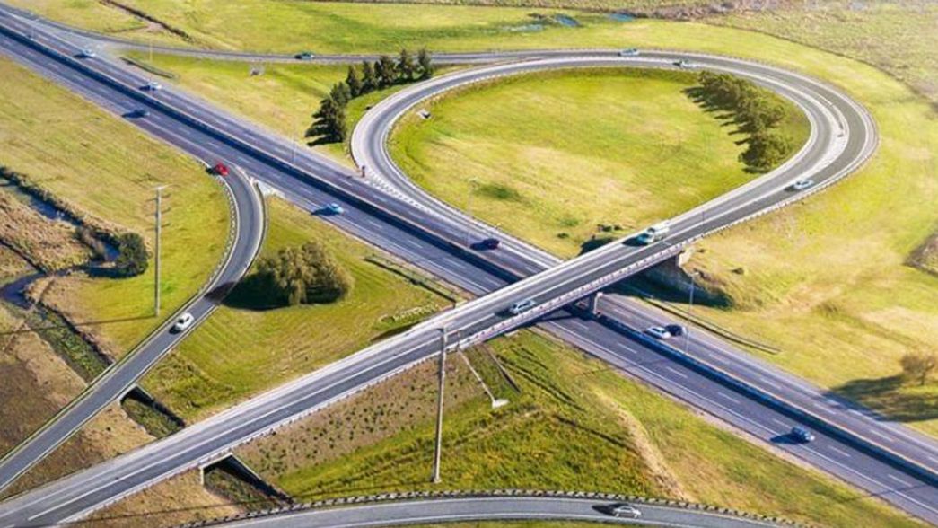 ¿Quién es Aquiles Ortale, el nombre propuesto para la bajada de la autopista en City Bell?