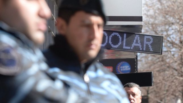 que es el rulo del dolar, la operacion que permite ganar 5% en pocos minutos