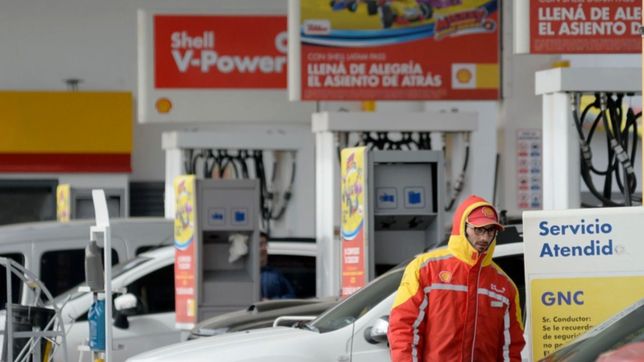 shell aumento el precio de sus combustibles y desde este domingo la nafta sale mas cara