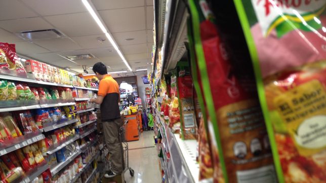 martes con descuentos de la cuenta dni: ¿en que supermercados de la plata hay ofertas y cuanto se puede ahorrar?